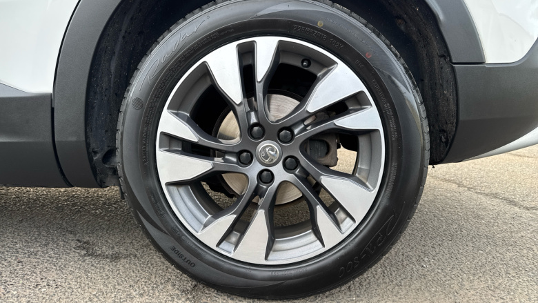 Vauxhall Grandland X 1.2 Turbo SRi Nav 5dr Petrol Hatchback